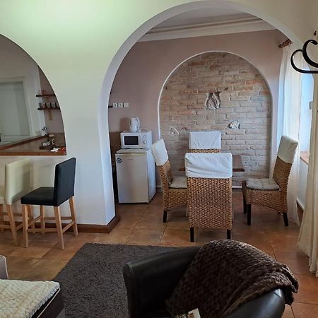 Apartman Romana Postorna Exterior photo