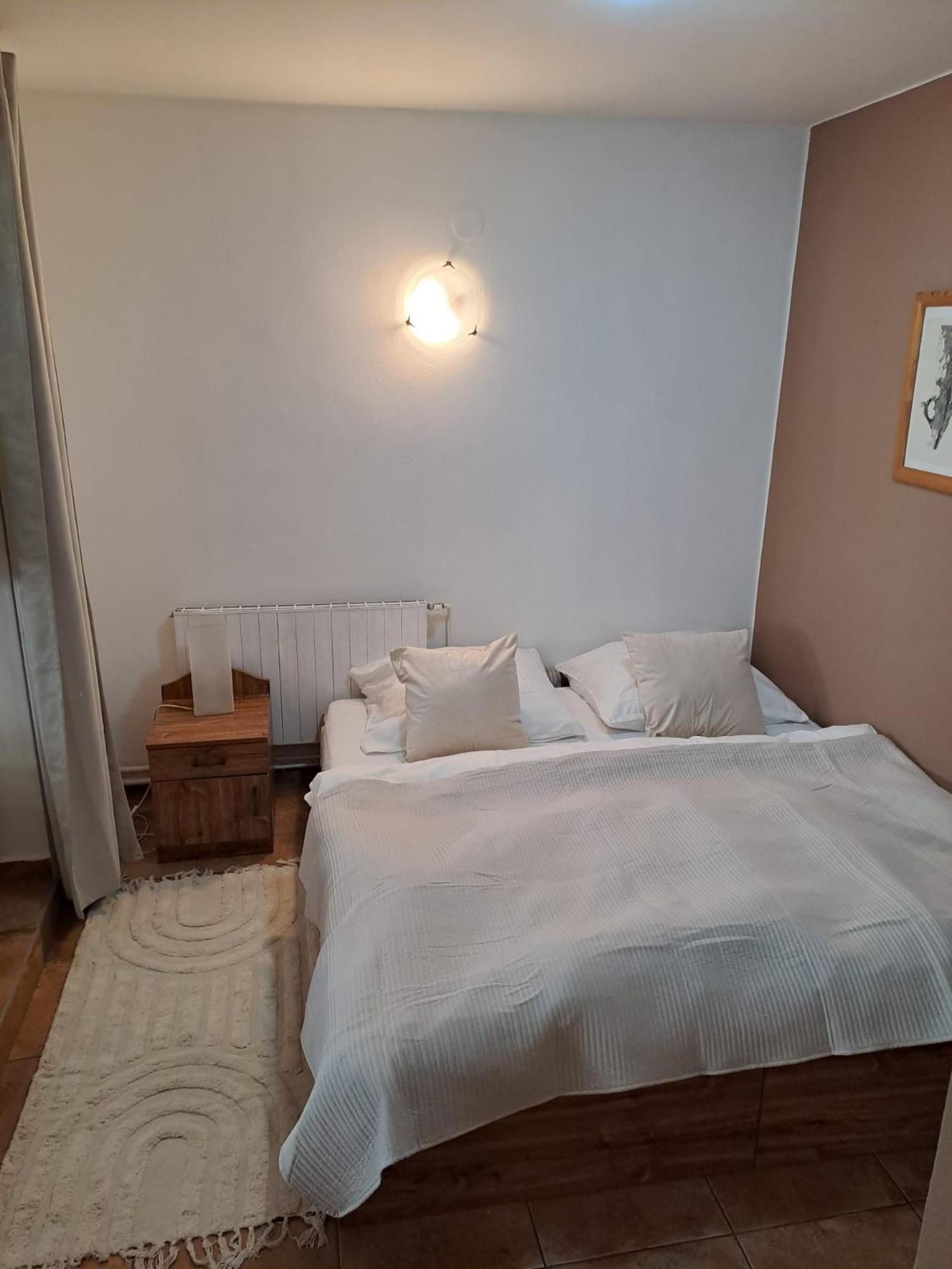 Apartman Romana Postorna Exterior photo
